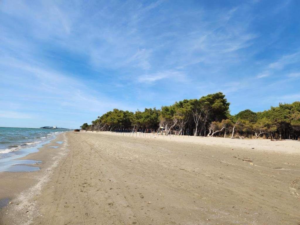 Vila Topi Vlorë Exterior foto